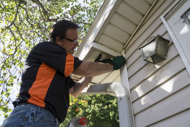 Careful Handling of Vinyl Siding